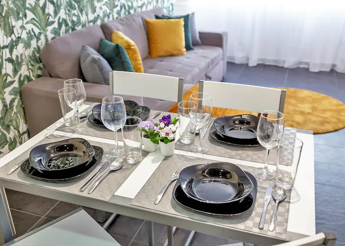 Side * 阿尔布费拉