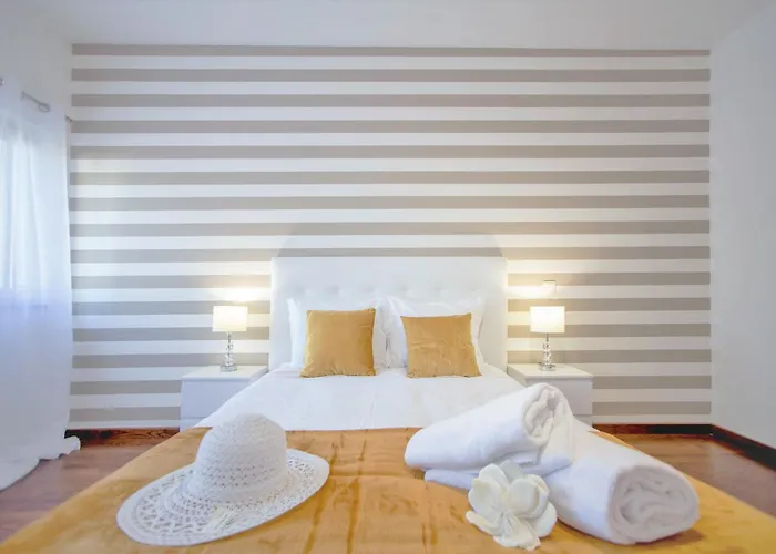 Side Αλμπουφέιρα